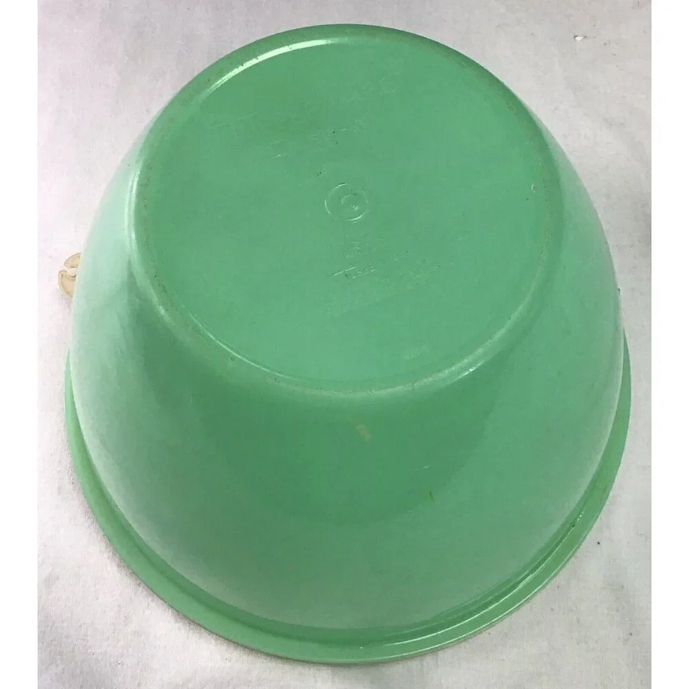 Tupperware this lot
